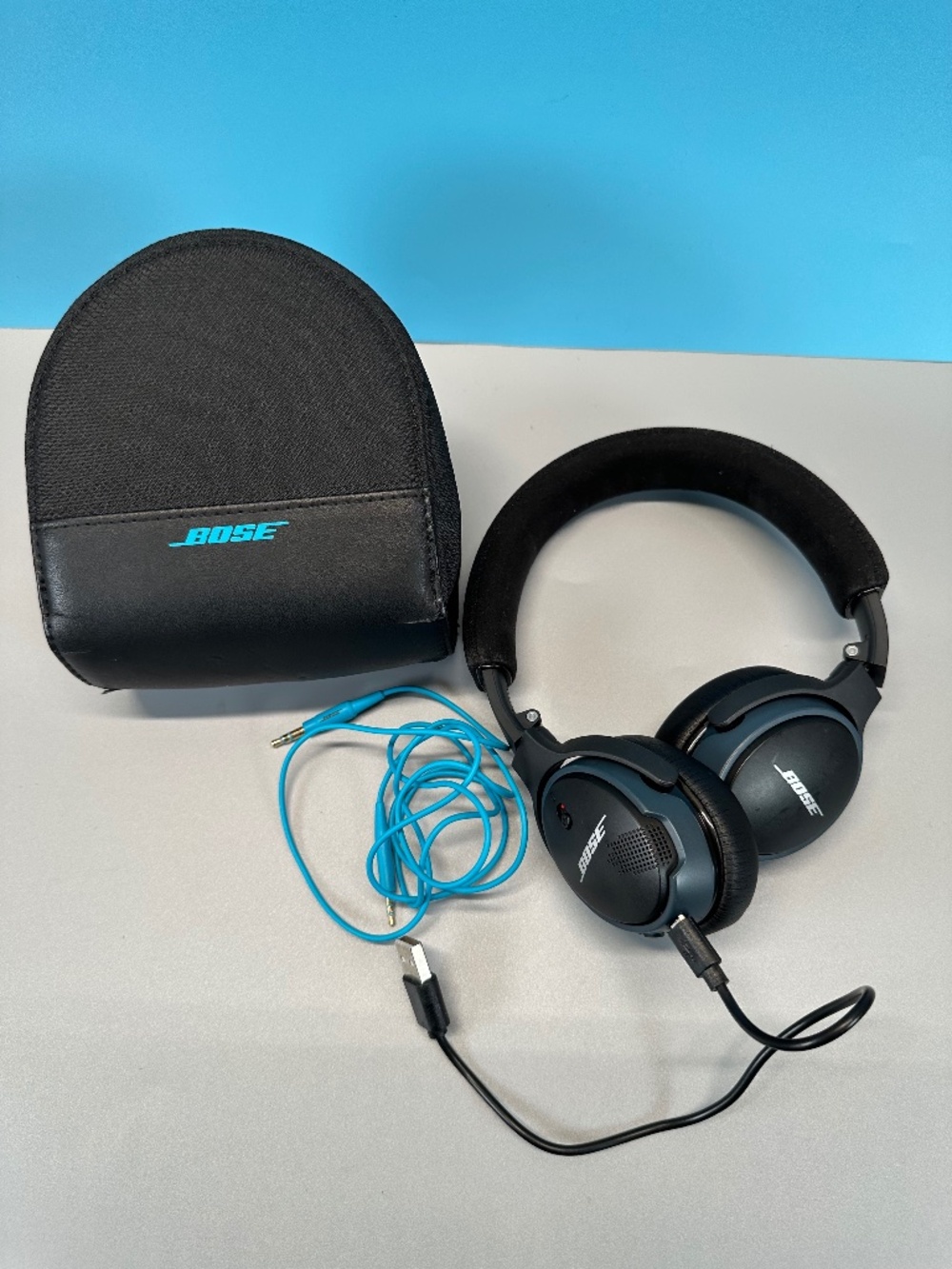 Bose SoundLink Around-Ear Wireless Headphones II - Black (Tested & Working)